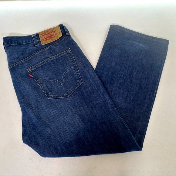 Levi's 501 Original Straight Leg Button-Fly Jeans Size 44 X 30 - Picture 5 of 9